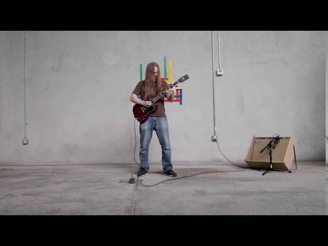 [Mick Barr - guitar solo](https://www.youtube.com/watch?v=omZK4yKisDE)