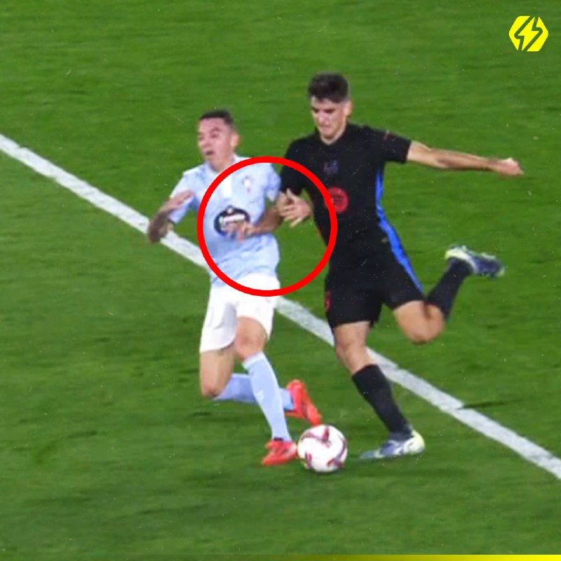 ***👨‍🦰*** ¿Era penal a Iago Aspas …