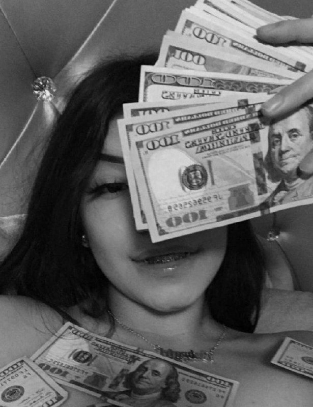 girl &gt;