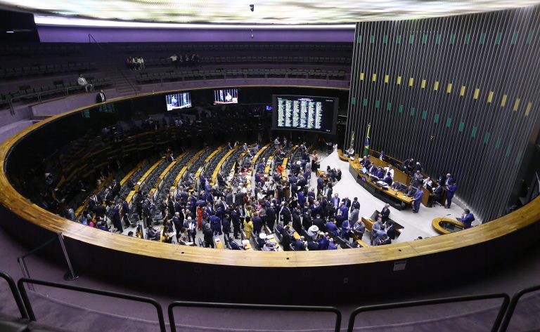 Câmara pode votar na próxima semana …