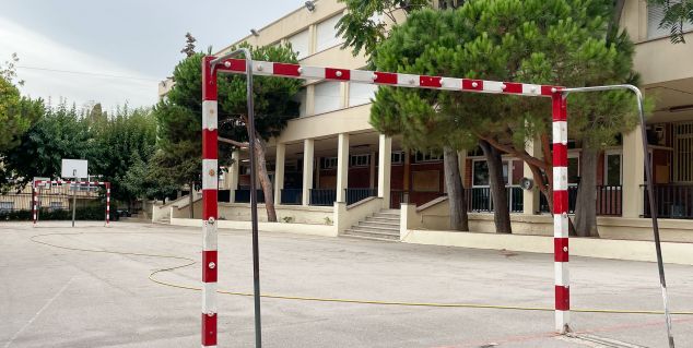 Indignació a Mataró pel tancament d’una línia a una escola pública sensible