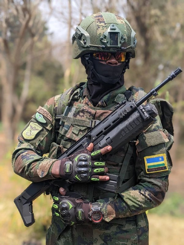 Rwandan soldier with a Polish-made MSBS …