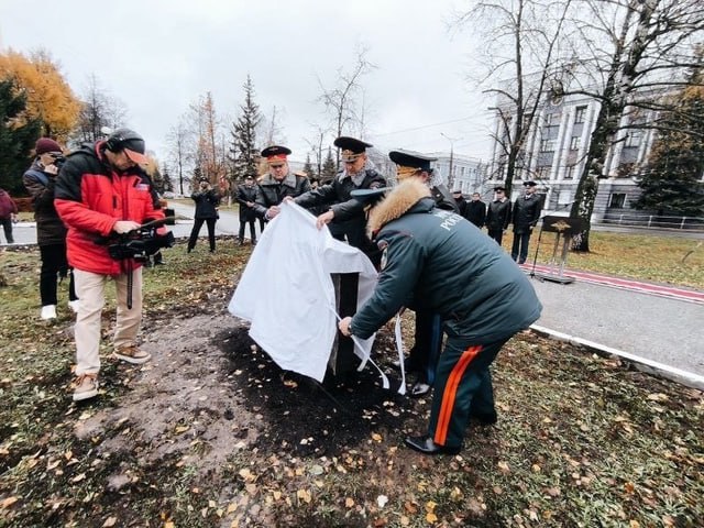 В Чебоксарах открыли аллею памяти погибших …