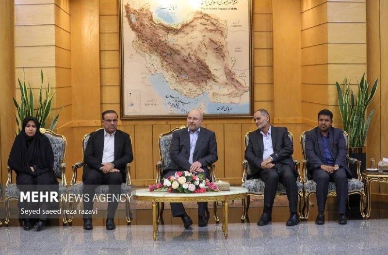 ***?***نمایی از مراسم بدرقه رئیس مجلس …