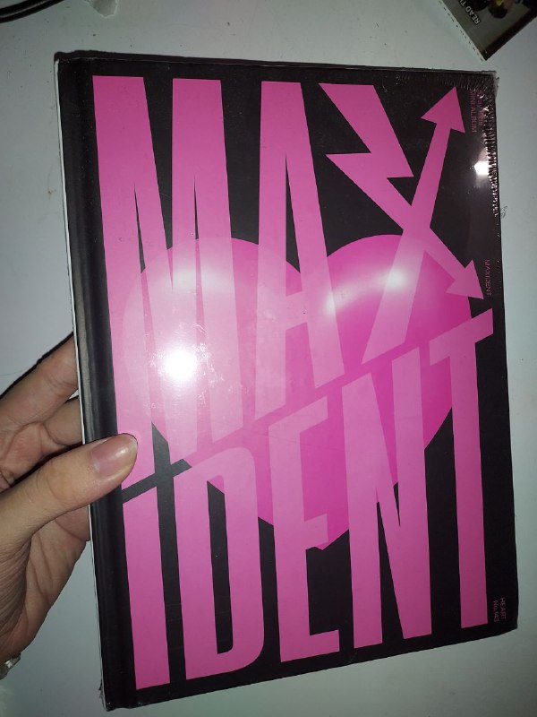 wts SEALED maxident album ( heart …