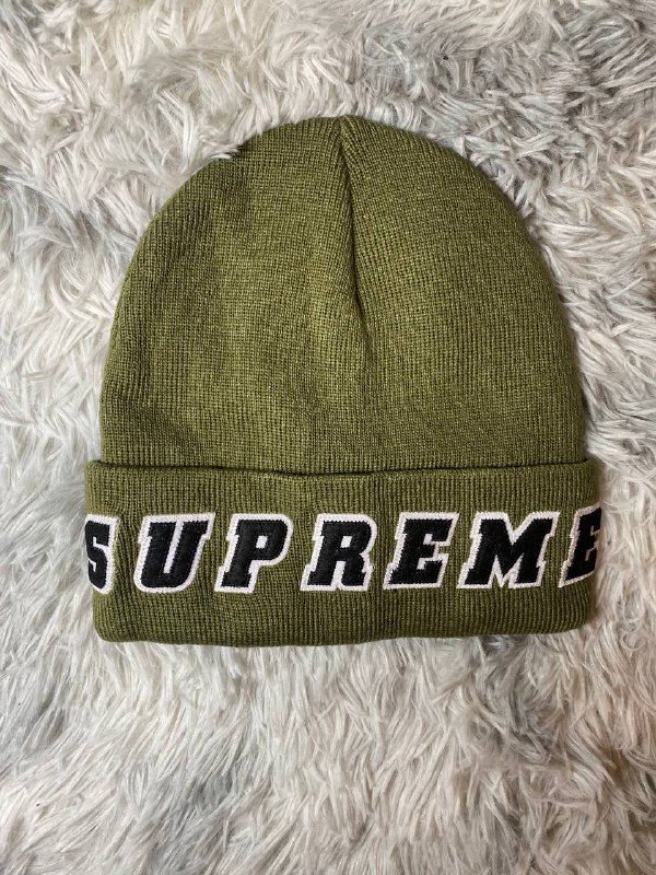 ***❄️*** **Supreme** шапки***👕***