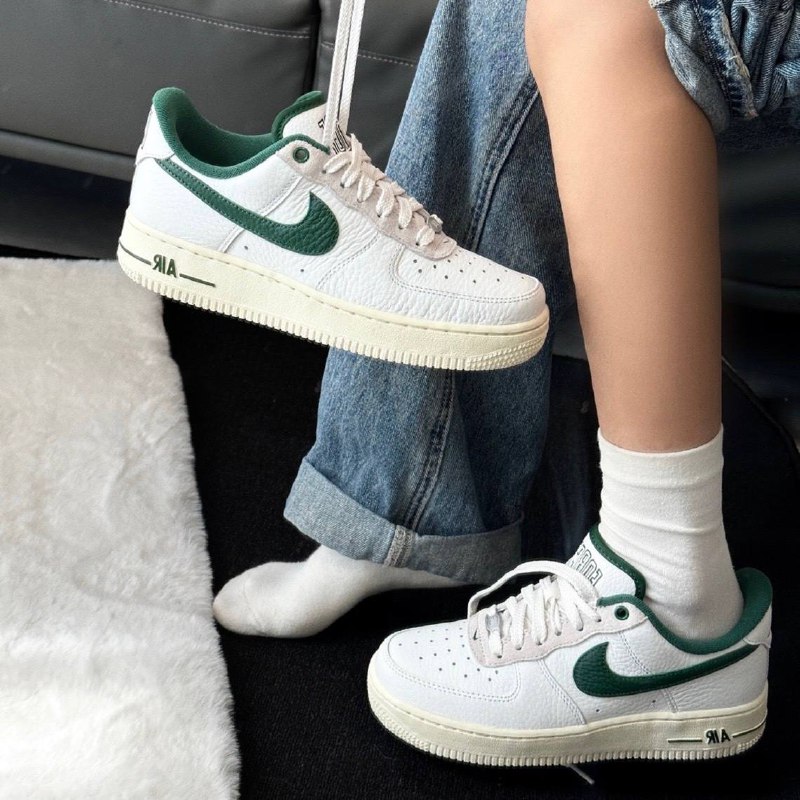 Nike Air Force 1 Retro Green …