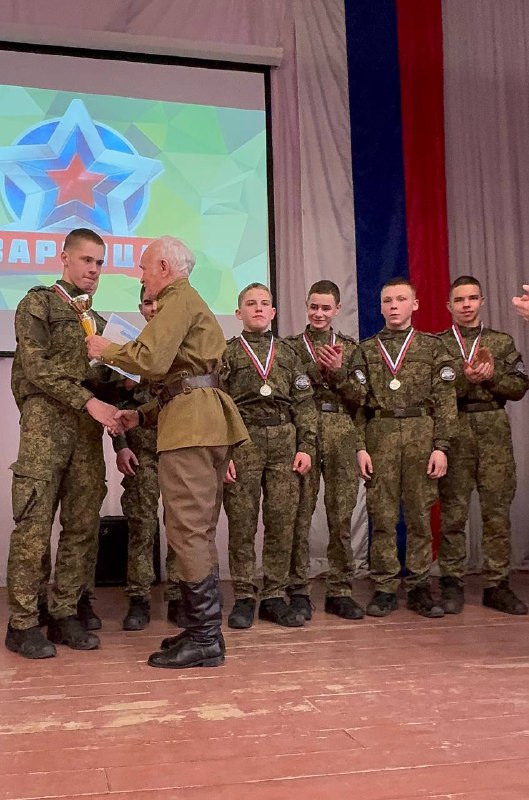 Молодежь храма Святого Равноапостольного князя Владимира …
