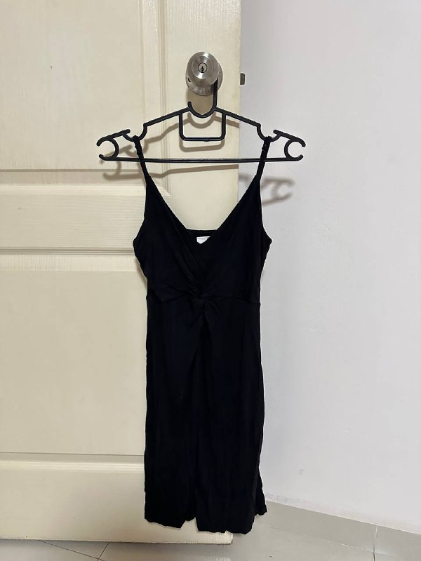 ***🖤*** black h&amp;m dress $4