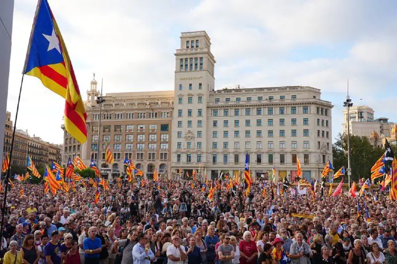President Puigdemont: “L’1 d’octubre ha de …