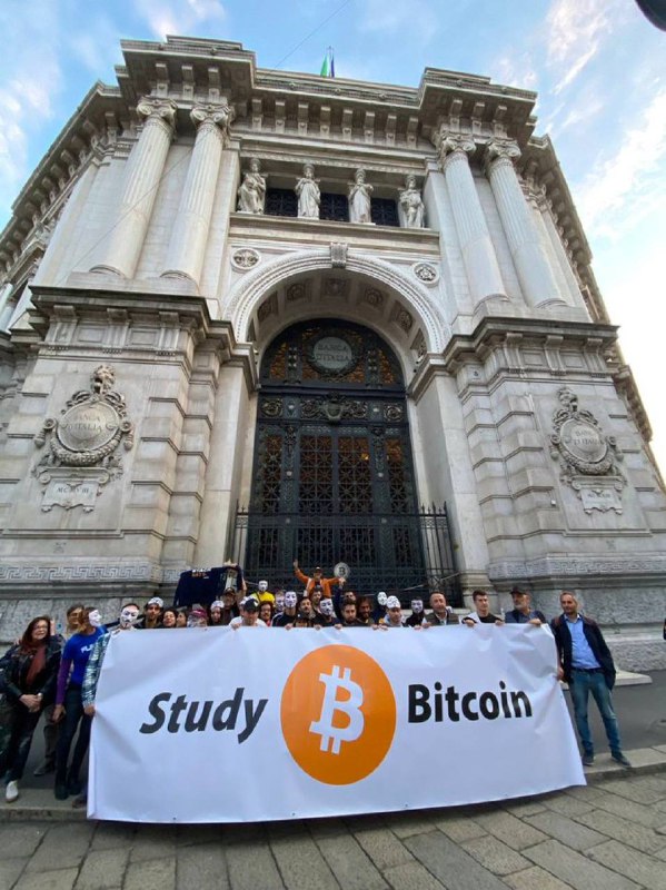 ***??*** **Giant "Study** ***?*** [**#Bitcoin**](?q=%23Bitcoin)**" banner …