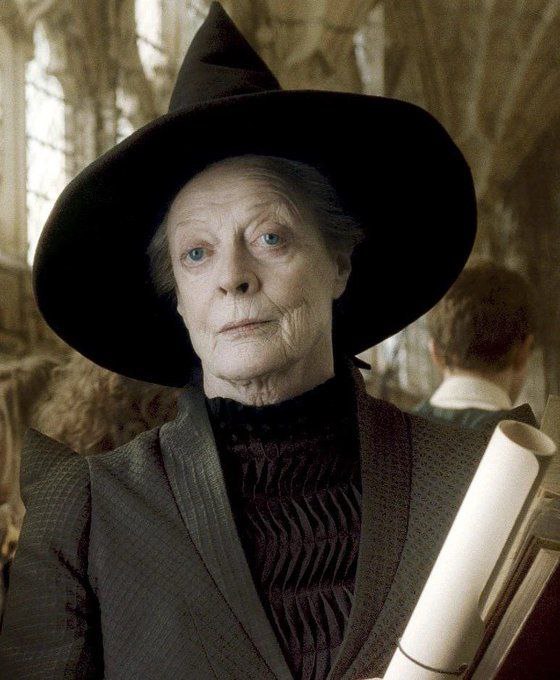 ***😔*** La actriz Maggie Smith, la …