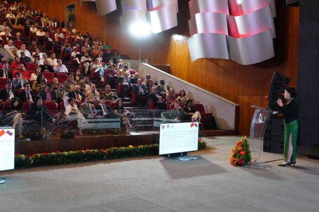 Realizan I Foro de Zonas Económicas Especiales en Caracas