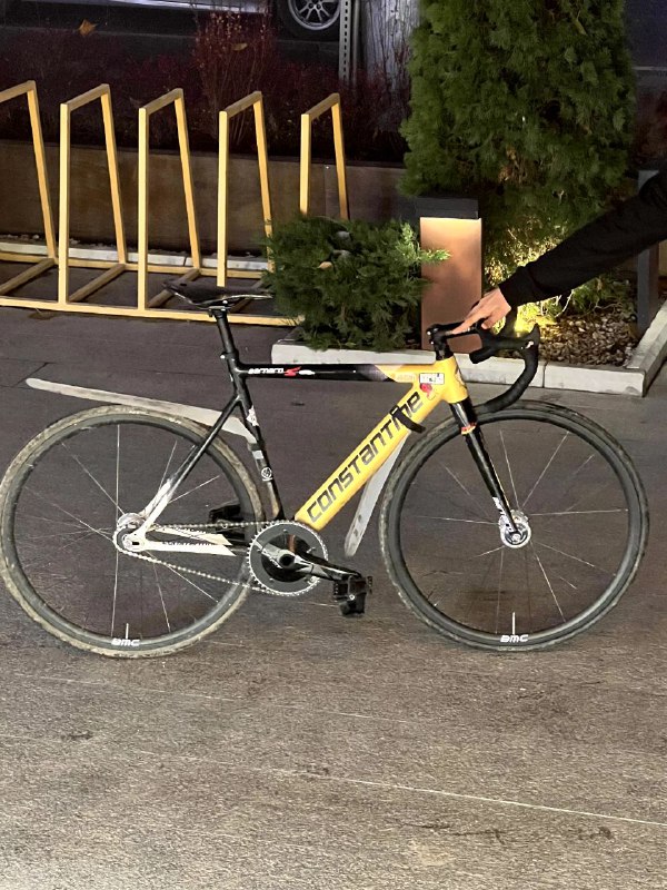 [#bikeparts](https://cycling.market/?country=kyrgyzstan&amp;category=bikeparts) [#wheelsntyres](https://cycling.market/?country=kyrgyzstan&amp;category=wheelsntyres) [#wheels](https://cycling.market/?country=kyrgyzstan&amp;category=wheels)
