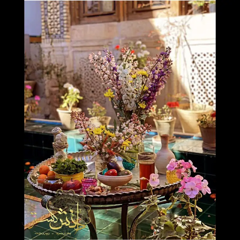 نوروز باستانی پیروز باد.