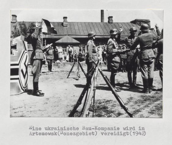 Ukrainian volunteers