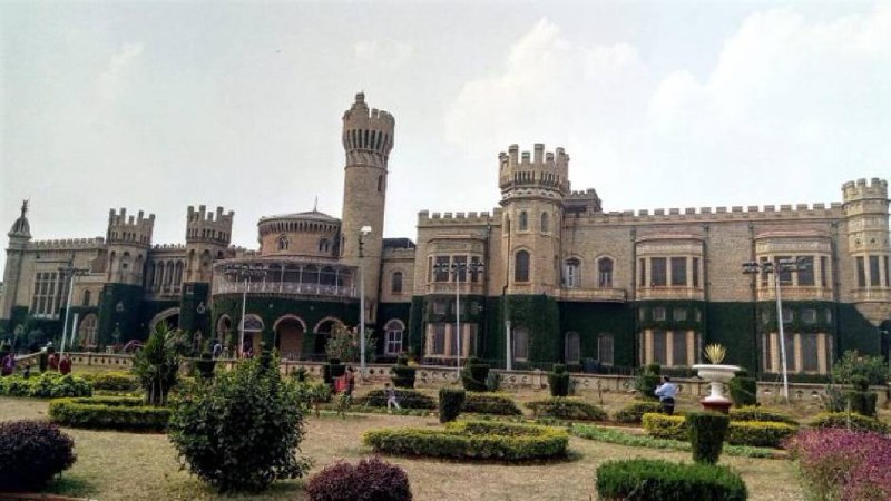 8. Bangalore palace, Bangalore.