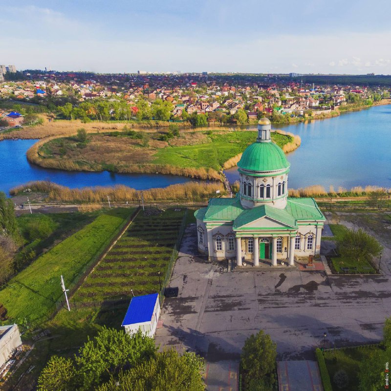 Церковь монастыря Сурб Хач была заложена …