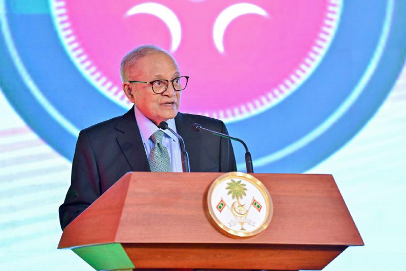 [‌](https://dhen.mv/wp-content/uploads/2024/11/photo_2024-11-03_20-56-19.jpg)November 3 ge handhaanthah aakurahvai Maumoon …