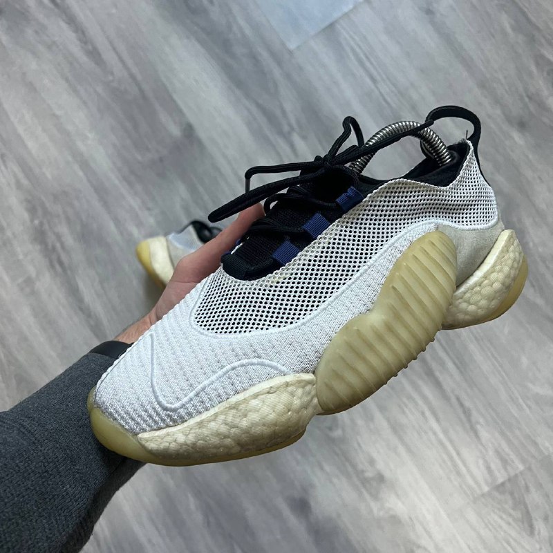 **Adidas на бусте**