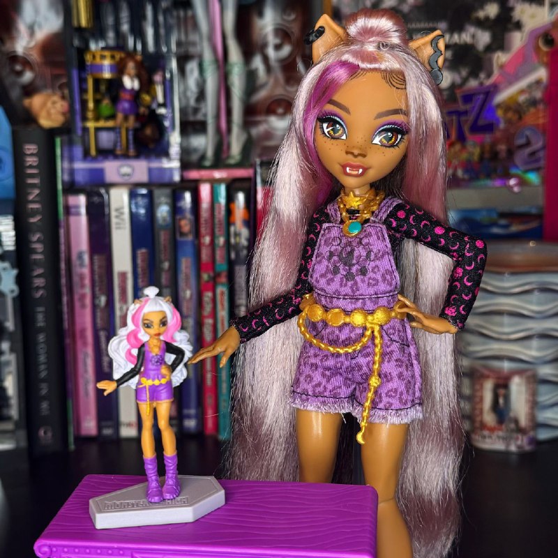 Dolls / Monster High / Barbie