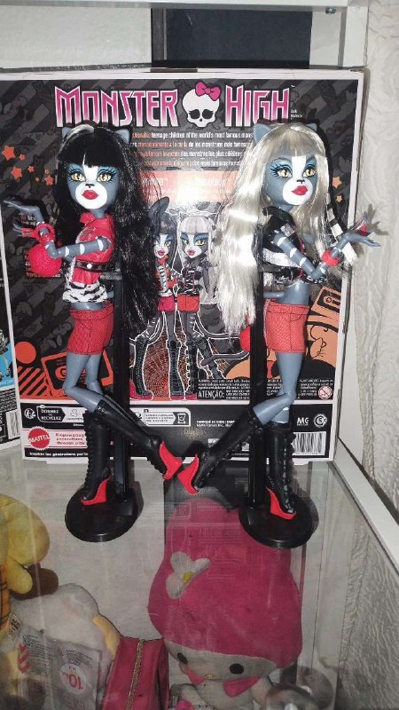 Dolls / Monster High / Barbie