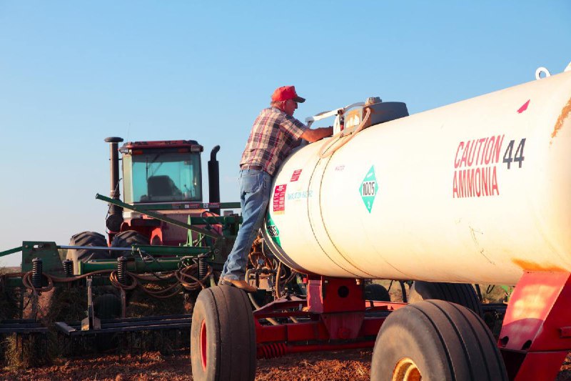 [⁠](https://a.devs.today/https://techcrunch.com/2024/11/12/nitrovolt-is-helping-farmers-make-their-own-fertilizer-using-renewable-power/)[**NitroVolt is helping farmers make their …