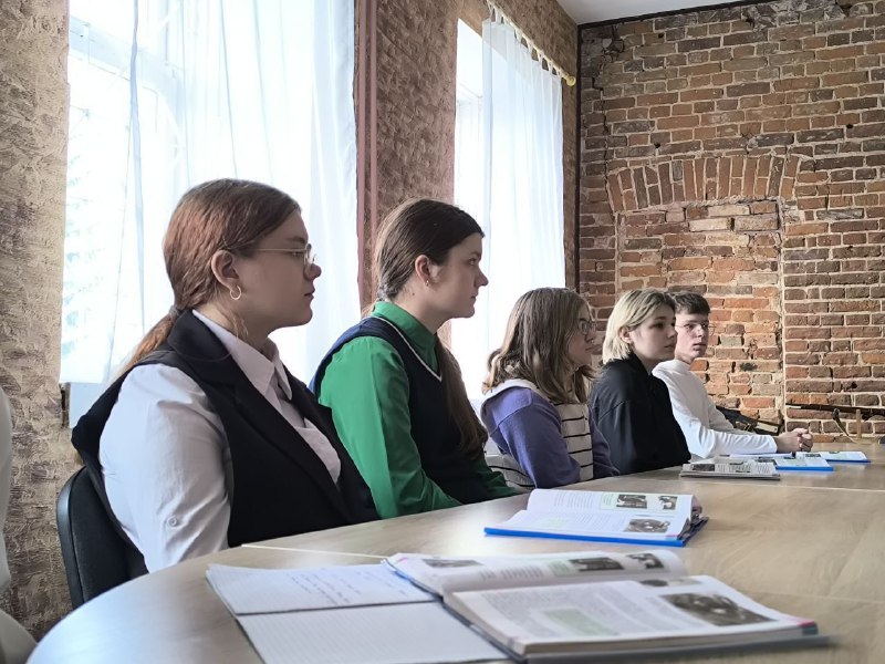 ДоВОки👩‍🎓🧑‍🎓