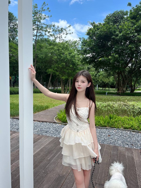 谁能拒绝嫩妹版的杨超越呢，还是计算机专业，自聊选手，下楼迎接，进门送水，洗完还会擦干身子。***🐍***，69，口活这些都远超平均线，很难拒绝再次返食的诱惑***🤣*** [@xiaoguai03520](https://t.me/xiaoguai03520)