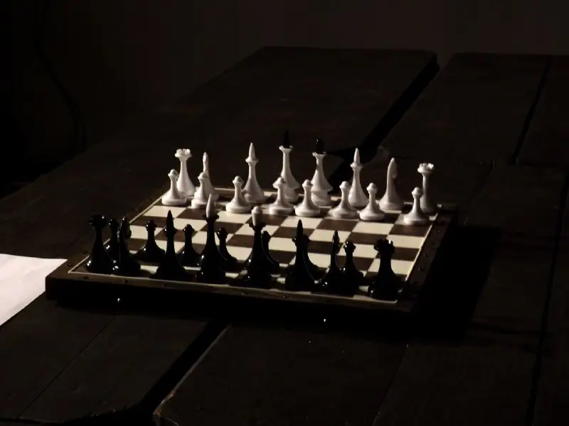 ***“шахи — інтелектуальна гра на спеціальній …