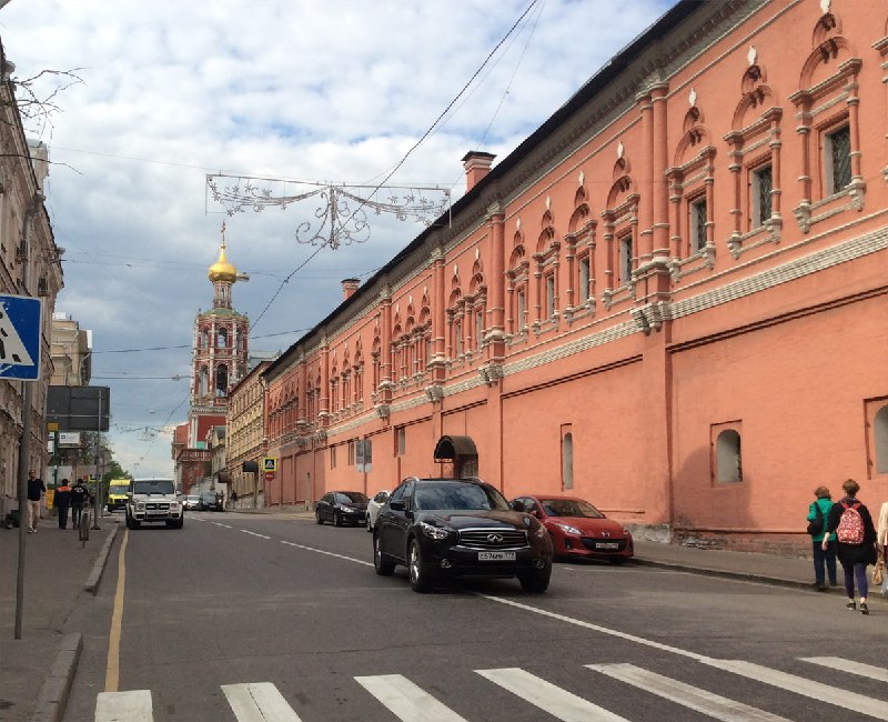 Экскурсовод Денис Дроздов