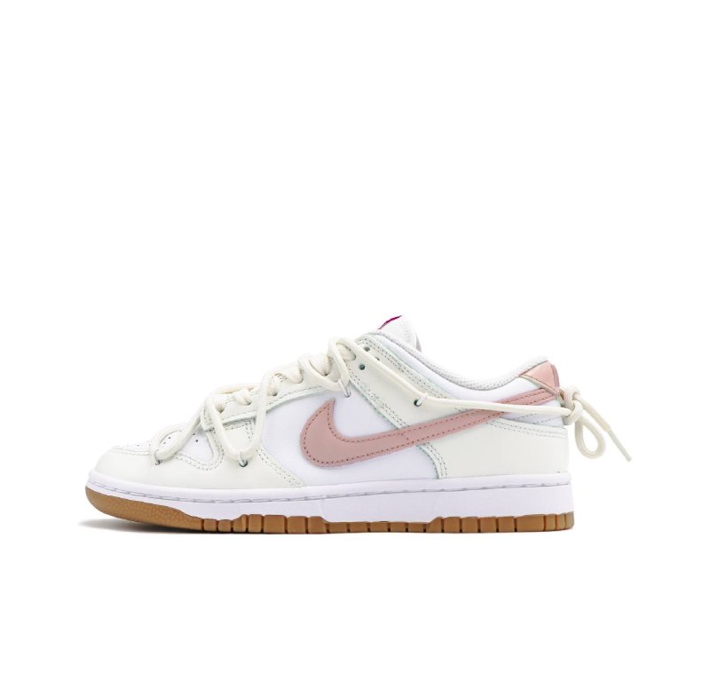 1)Nike Dunk Low Custom