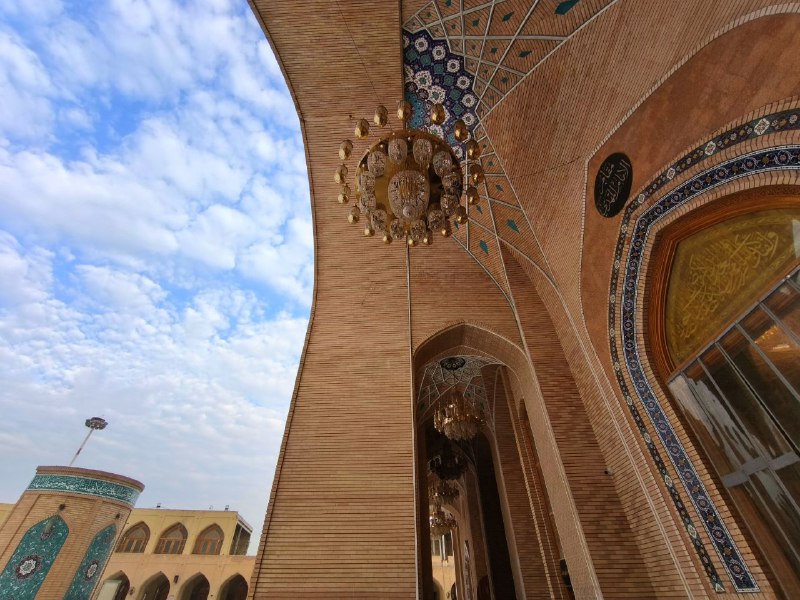 اَللّـهُمَّ اَدْرِكَ بِنا أَيّامَهُ وَظُهُورَهُ
