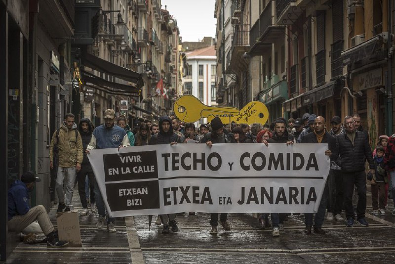 [ARGAZKIAK] Manifestación ayer en Iruñea por …