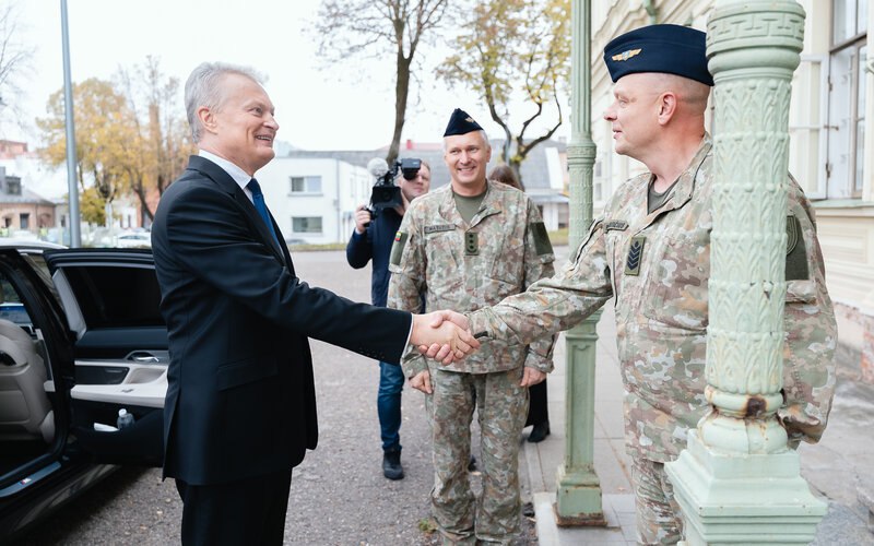 **Nausėda Kaune lankėsi Karinių oro pajėgų …