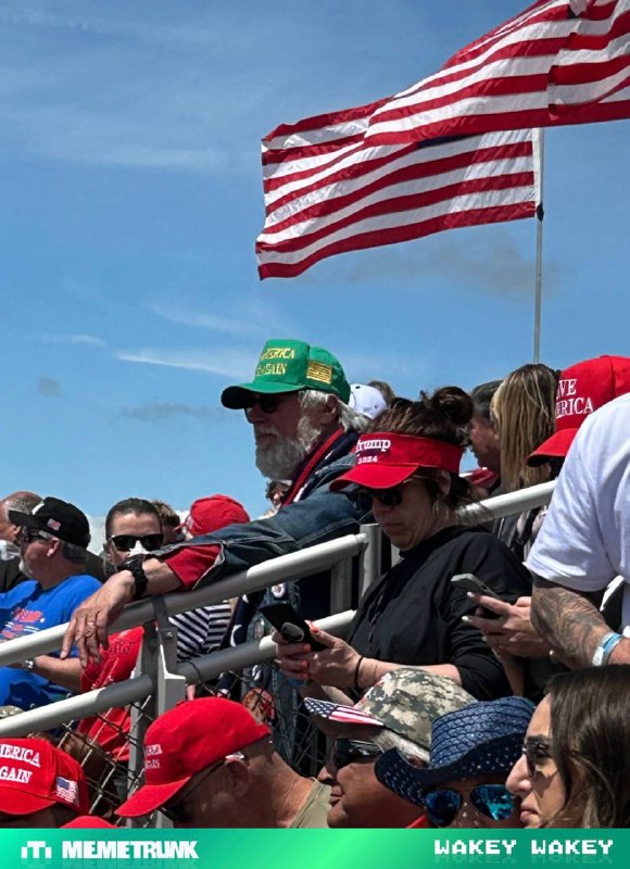 Green Hat Man at yesterday’s rally…