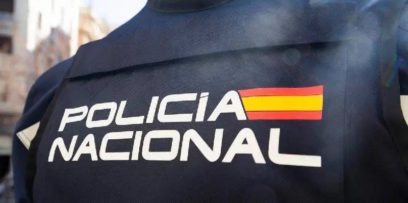 La Policía Nacional de Compostela informa de estafas telefónicas en el pequeño comercio