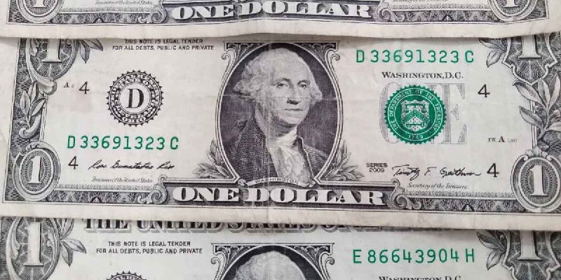 Precio del dólar AL CIERRE: Peso MEJORA en el tipo de cambio