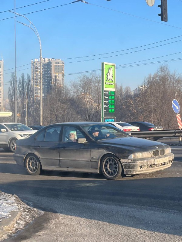 Святой храм блядей не возит ***🙏***