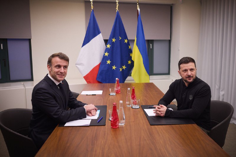 ***🇺🇦******🇫🇷*** **Zelensky se reunió con Macron …