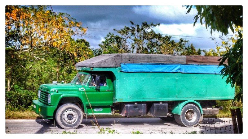 Un FORD-7000 ***🇺🇸***, fabricado en Argentina …