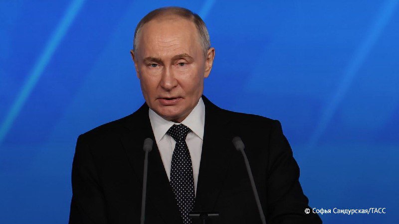 ***⭕️*** Putin alla sessione plenaria del …