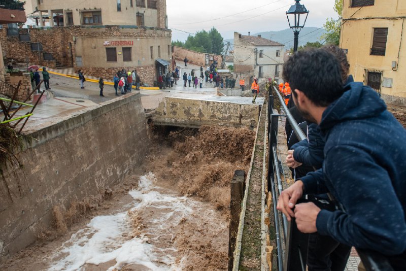 **Unwetter in Spanien: Mindestens 51 Tote, …