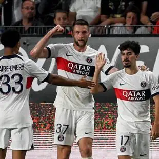 [PSG move up to third with victory over Rennes away from home](https://www.eurosport.com/football/ligue-1/2023-2024/stade-rennais-v-paris-saint-germain-ligue-1-live_sto9825915/story.shtml)