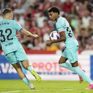 [Barcelona rescue point with dramatic late equaliser against Granada](https://www.eurosport.com/football/la-liga/2023-2024/granada-v-barcelona-la-liga-live_sto9825918/story.shtml)