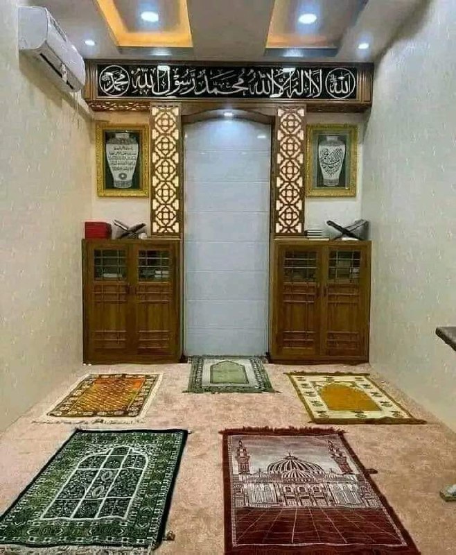 اللّٰهُ مَعَنَا?.