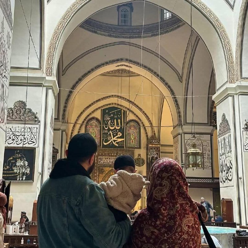 *‏اللهُـمَّ زحام الجنّـه مَع من نُحـب.***🎀******🩵******🩵***