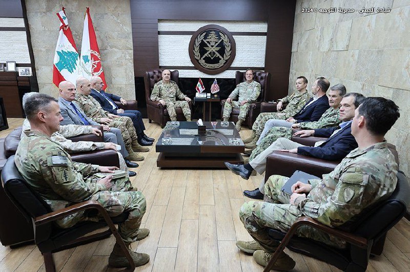 ***🇺🇸***l***🇱🇧*** CENTCOM-un rəhbəri və digər rəsmilər …