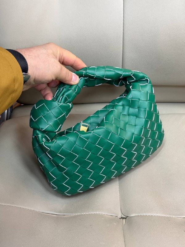 Всего за 3.000₽***‼️*** [#BottegaVeneta](?q=%23BottegaVeneta)