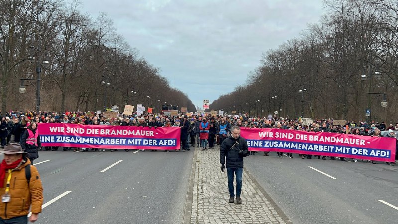 Ab ca 15:30 Uhr berichte ich …